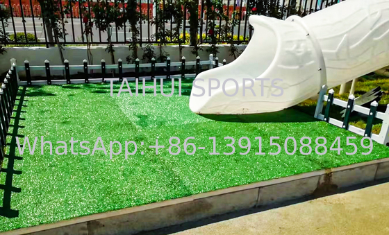 পিই রেজিন খেলার মাঠ কিন্ডারগার্টেন এইচআইসি/সিএফএইচ শক প্যাড নরম পতন 30mm 50mm 70mm