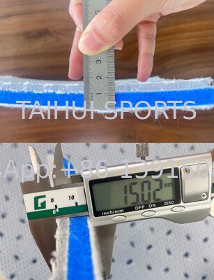 3 ডি ফ্যাব্রিক শক প্যাড আন্ডারলে কৃত্রিম ঘাসের জন্য কার্যকর ড্রেনের সাথে ভাল শক শোষণ এবং ইউভি প্রতিরোধের সাথে